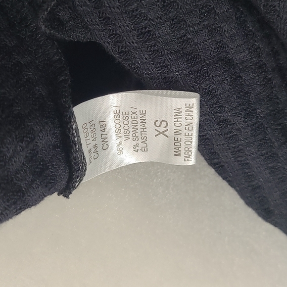 NWT Chaser bell sleeves shirt on the open road XS - Picture 6 of 9